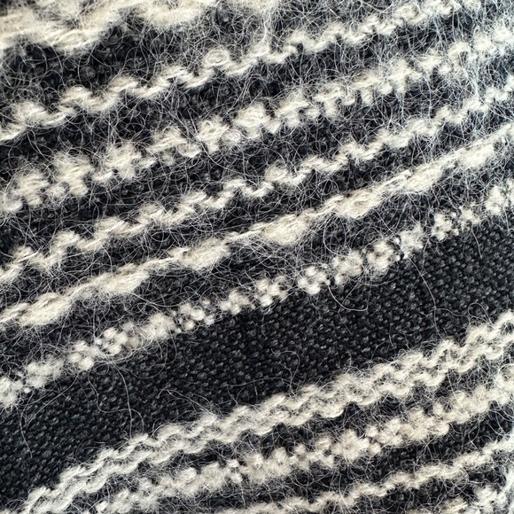 Gryphon Anthropologie Poncho Sweater - Picture 6 of 10